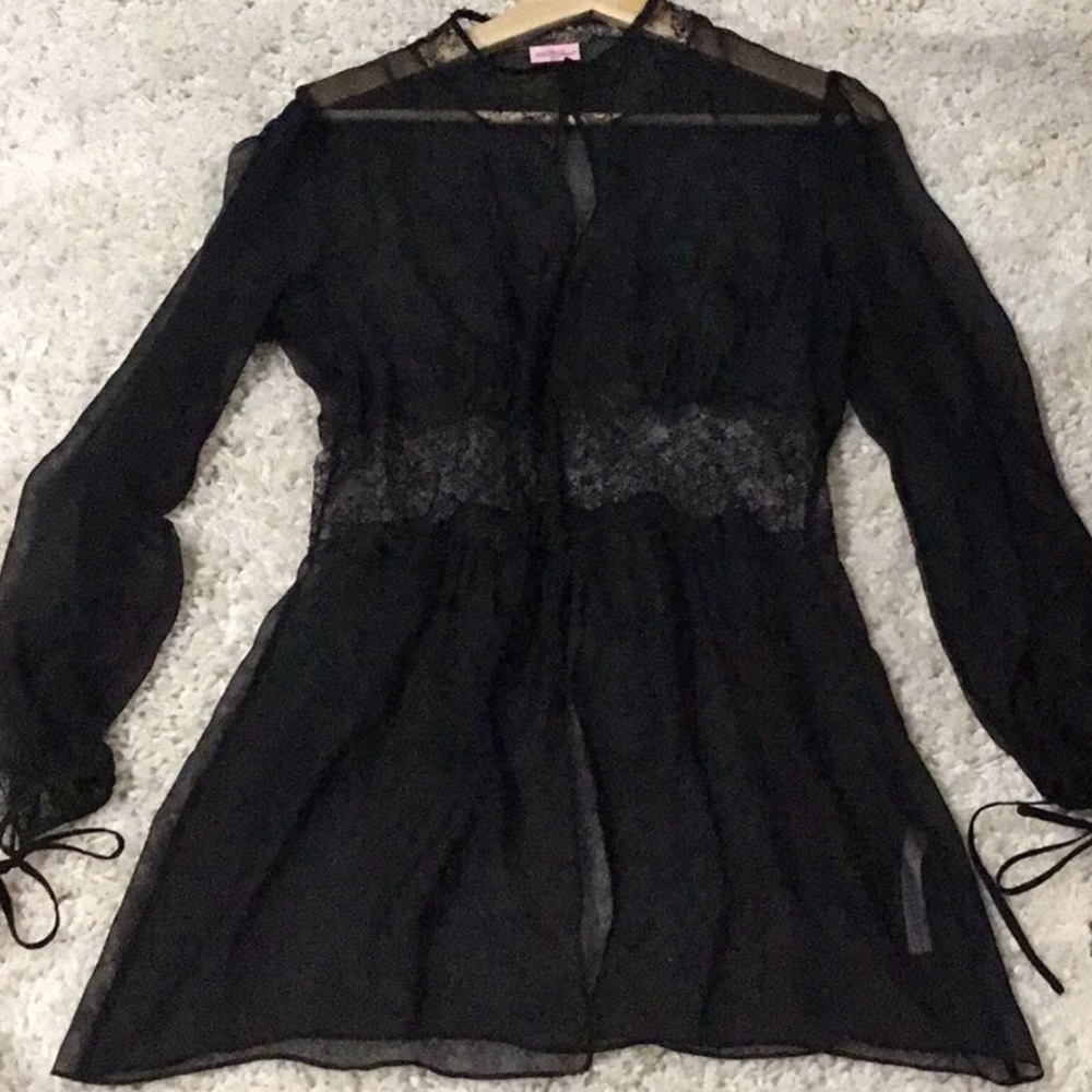 Agent Provocateur Chiffon and Lace Gown - Picture 4 of 5